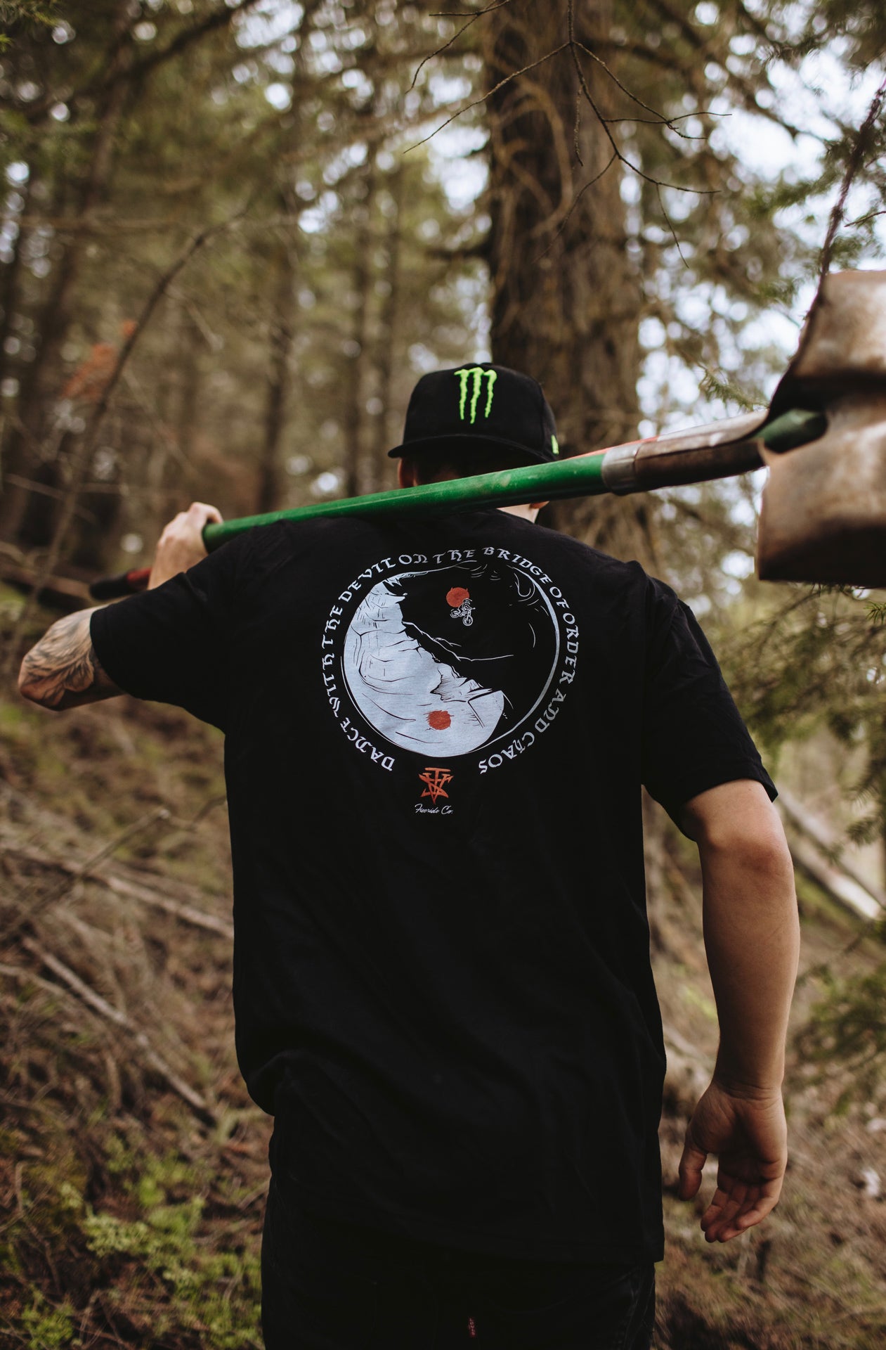 DWD T - Black
