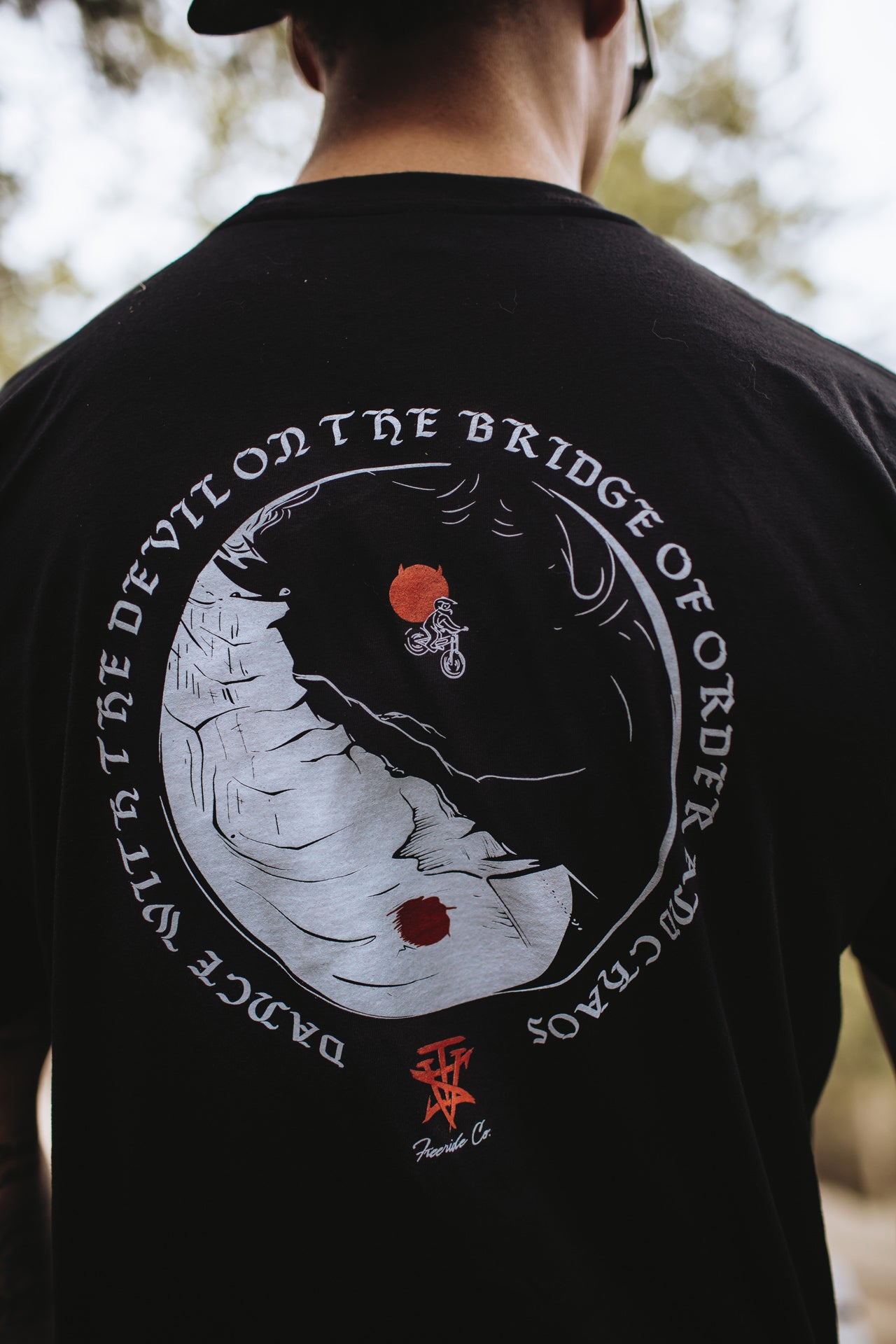 DWD T - Black