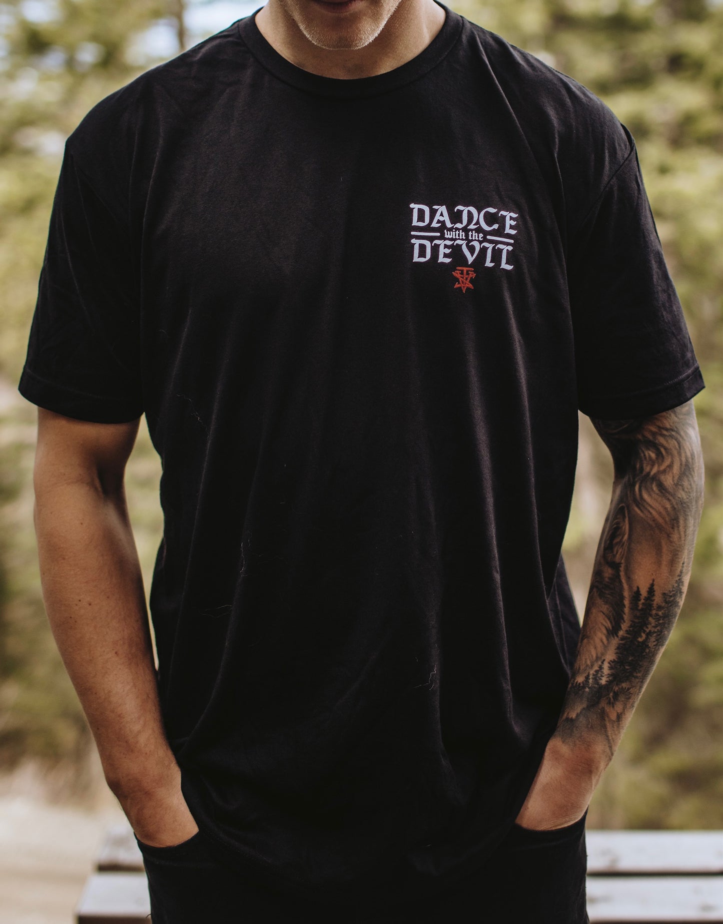 DWD T - Black